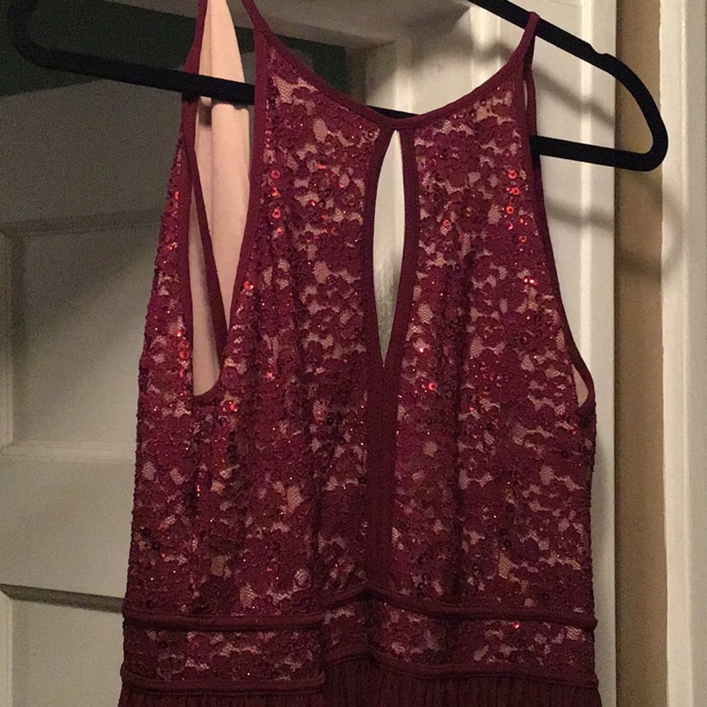 Beautiful wine color sleeveless dress